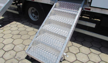 Transformação Volkswagen Constellation para Caminhão Baú de Atendimento Oftalmológico full