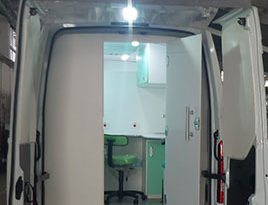 Transformação Renault Master para Furgão de Atendimento Saúde full