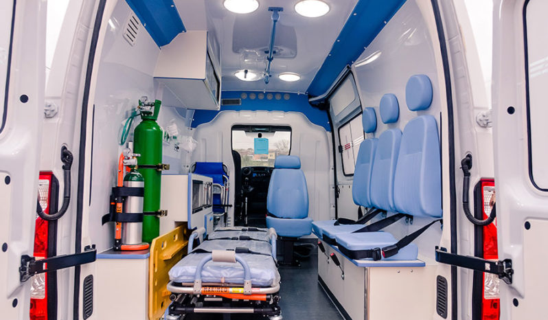 Van Renault Master Ambulância full