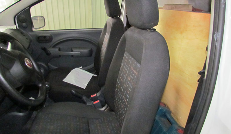Transformação Fiat Uno para Furgão de Assistência Técnica full