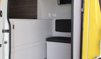 Transformação Renault Master para Furgão de Loja de Acessórios full