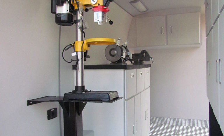 Transformação Renault Master para Furgão de Oficina full