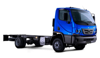 Transformação Mercedes Benz Acello para Caminhão Baú de Exames Digital full