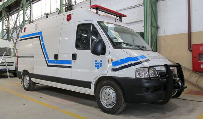 Transformação Fiat Ducato para Furgão de Manutenção da Rede de Esgoto e Tubulações de Água full