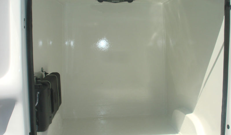 Furgão Climatizador – Capotas de Fibra Chevrolet Montana full